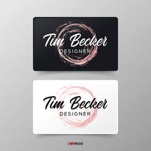 Laden Sie das Bild in den Galerie-Viewer, Moskau- Schriftlogo